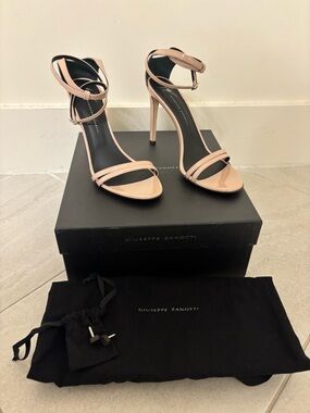 Giuseppe Zanotti Nude Patent Leather Strappy Stiletto Sandals